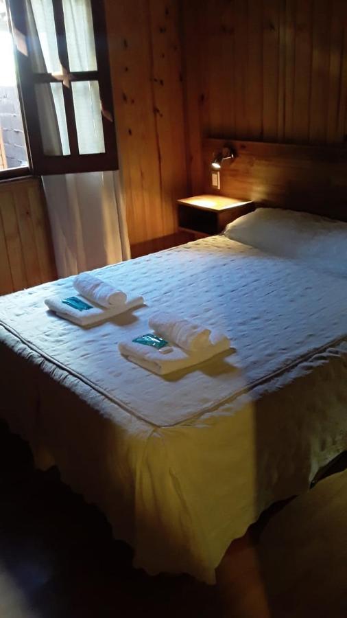 Cabañas Teushen Perito Moreno Exterior foto